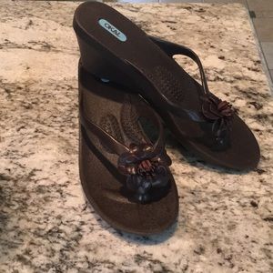 Oka b brown sandals